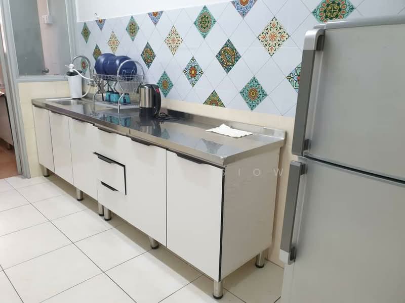 Kondominium untuk Disewa di Platinum Lake PV 13 - Yanny Siow - Kitchen - PropertyGuru.com.my