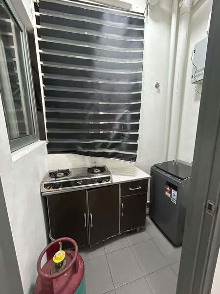 Pangsapuri untuk Disewa di Kalista 2 - Marcus Yeow - Kitchen - PropertyGuru.com.my