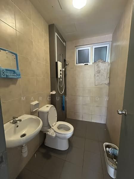 Pangsapuri untuk Disewa di Kalista 2 - Marcus Yeow - Bathroom - PropertyGuru.com.my