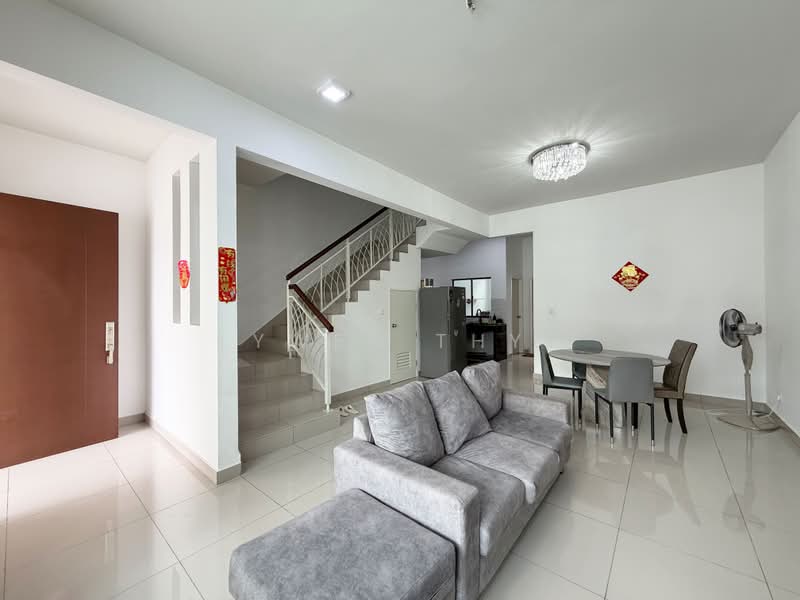 Rumah Teres 2 Tingkat untuk Dijual di Johor Bahru (Johor) - Lywen Thye - Living Room - PropertyGuru.com.my