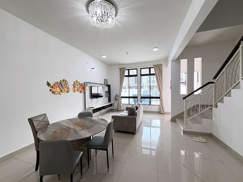 Rumah Teres 2 Tingkat untuk Dijual di Johor Bahru (Johor) - Lywen Thye - Living Room - PropertyGuru.com.my