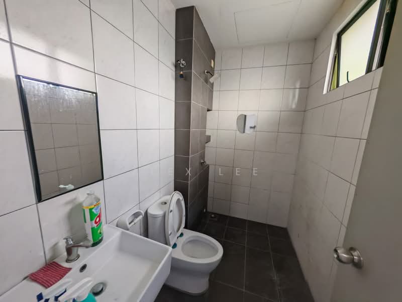 Terraced House for Rent in Rawang (Selangor) - Alex Lee - Bathroom - PropertyGuru.com.my