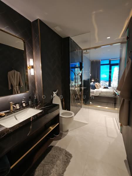 Kediaman Servis untuk Dijual di CloutHaus Residences - Yong Jun - Bathroom - PropertyGuru.com.my