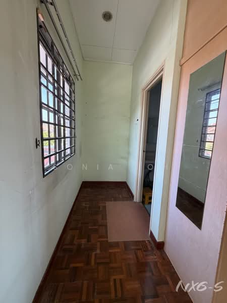 Terraced House for Sale in Kota Kemuning (Shah Alam) - Sonia Soh - Corridor - PropertyGuru.com.my