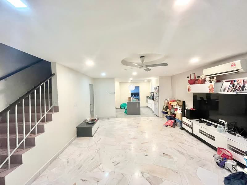 2-storey Terraced House for Sale in Kota Emerald (Rawang) - Alice Low - Living Room - PropertyGuru.com.my