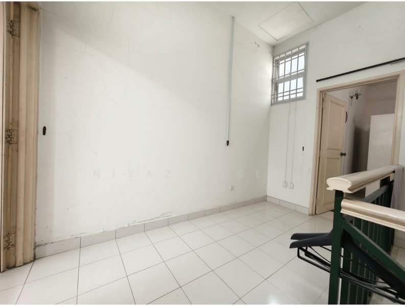 Rumah Teres 3 Tingkat untuk Dijual di Bandar Putra (Kulai) - Niyaz Roslan - PropertyGuru.com.my