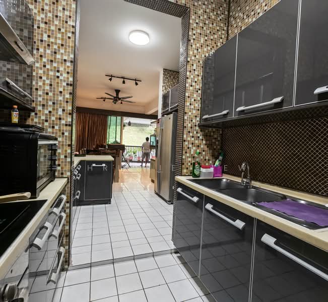 Condominium for Sale at Armanee Terrace - Christie Liew - Kitchen - PropertyGuru.com.my