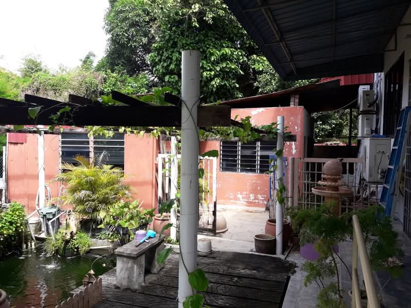 Rumah Berkembar untuk Dijual di Fettes Park (Tanjung Tokong) - Kay Wong - Exterior - PropertyGuru.com.my