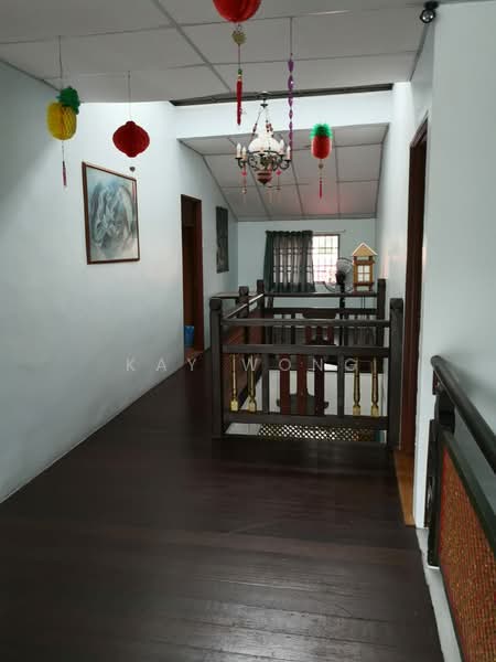 Rumah Berkembar untuk Dijual di Fettes Park (Tanjung Tokong) - Kay Wong - Corridor - PropertyGuru.com.my