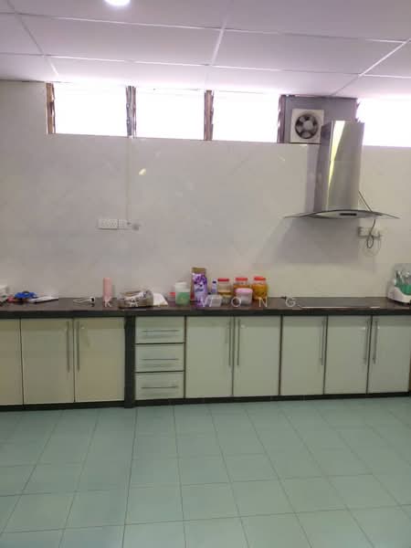 Rumah Berkembar untuk Dijual di Fettes Park (Tanjung Tokong) - Kay Wong - Kitchen - PropertyGuru.com.my