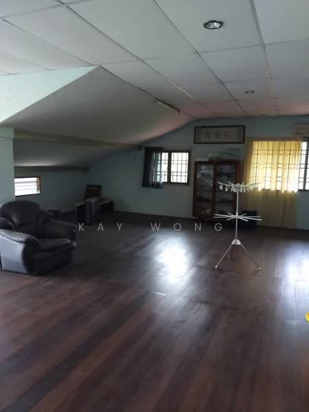 Rumah Berkembar untuk Dijual di Fettes Park (Tanjung Tokong) - Kay Wong - Living Room - PropertyGuru.com.my