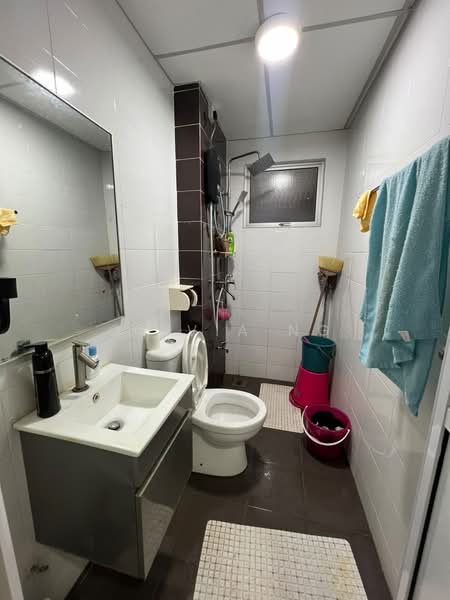 Apartment for Sale at Residensi Alam Damai (PR1MA @ Alam Damai) - Olivia Ng - Bathroom - PropertyGuru.com.my