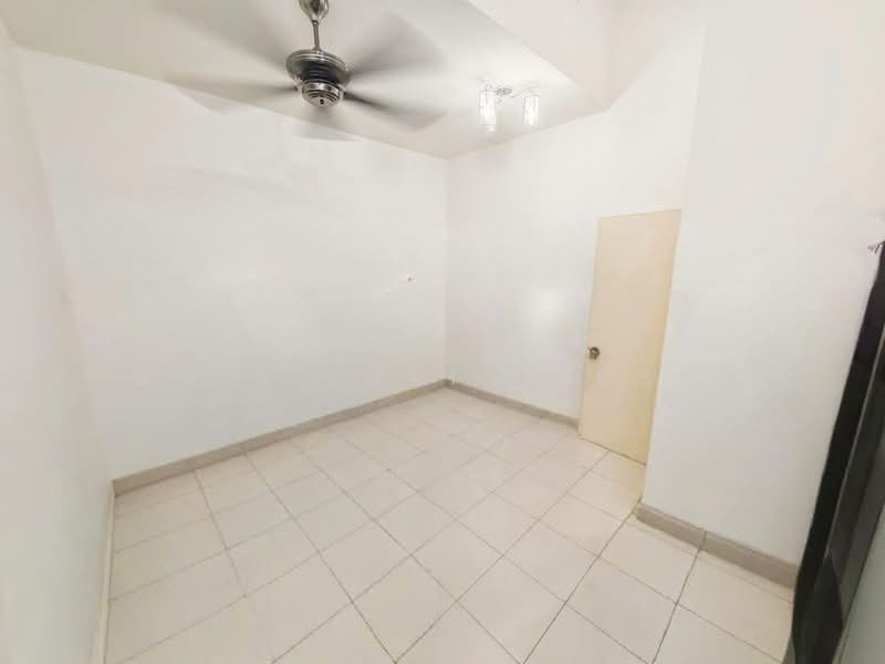 Cluster House for Sale in Taman Pulai Indah (Johor Bahru) - Amir Faris Rusli - Interior - PropertyGuru.com.my