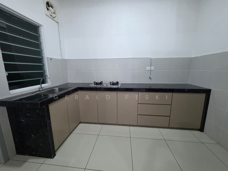 Servis Apartment untuk Dijual di Palm Garden - Gerald Peski - Kitchen - PropertyGuru.com.my