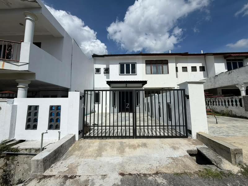 Rumah Teres 2-Tingkat untuk Dijual di Rawang (Selangor) - Hana Zaini - Exterior - PropertyGuru.com.my