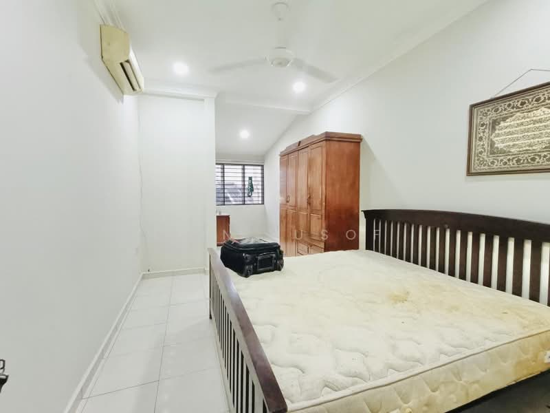 Terraced House for Rent in Seksyen 8 (Shah Alam) - Erin Yusof - Bedroom - PropertyGuru.com.my