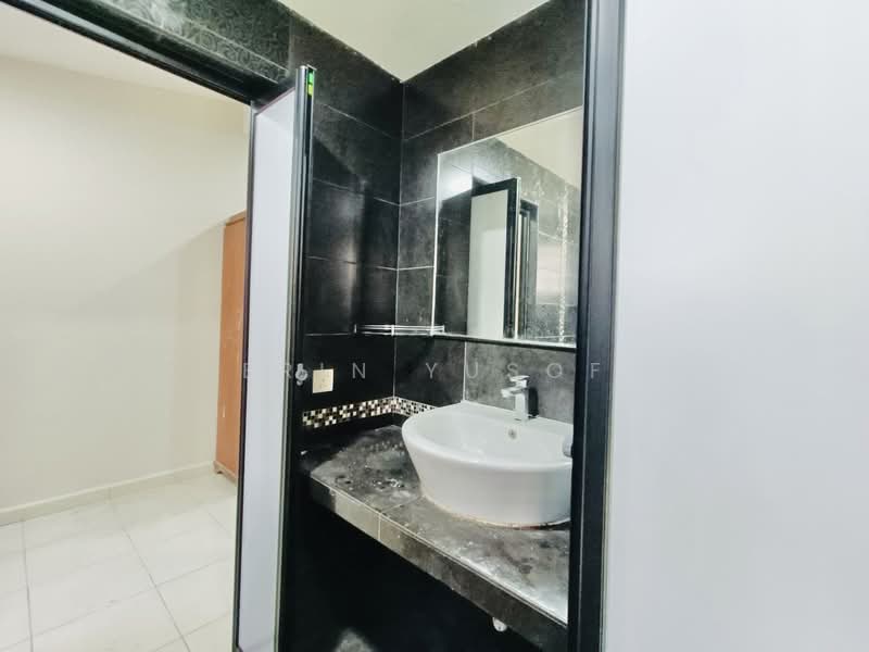 Terraced House for Rent in Seksyen 8 (Shah Alam) - Erin Yusof - PropertyGuru.com.my