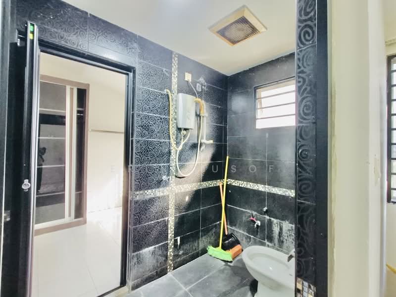 Terraced House for Rent in Seksyen 8 (Shah Alam) - Erin Yusof - PropertyGuru.com.my