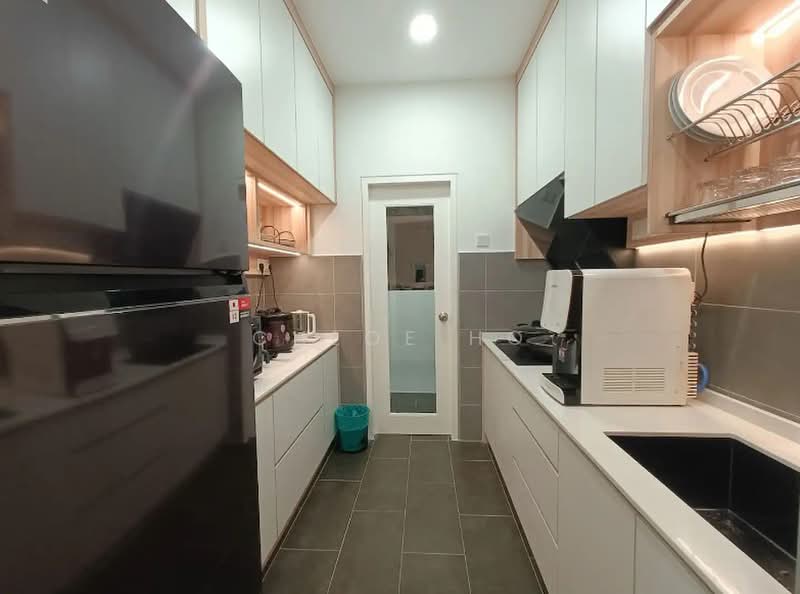 Service Residence for Sale at Horizon Suites - Chloe Ho - Kitchen - PropertyGuru.com.my