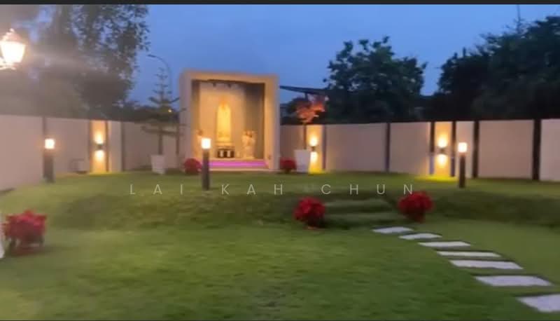 Bungalow House for Sale in Taman Pelangi Heights (Mantin) - Lai Kah Chun - Garden - PropertyGuru.com.my