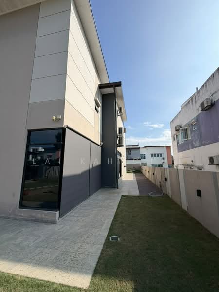 Bungalow House for Sale in Taman Pelangi Heights (Mantin) - Lai Kah Chun - Exterior - PropertyGuru.com.my