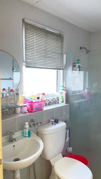 Condominium for Sale at Seri Maya Condominium - Vickky Wong CF - Bathroom - PropertyGuru.com.my