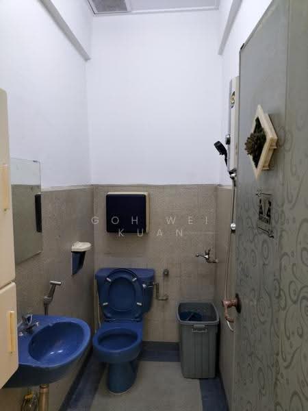 1-storey Terraced House for Rent in SS 3, Taman Universiti (Petaling Jaya) - Goh Wei Kuan - Bathroom - PropertyGuru.com.my