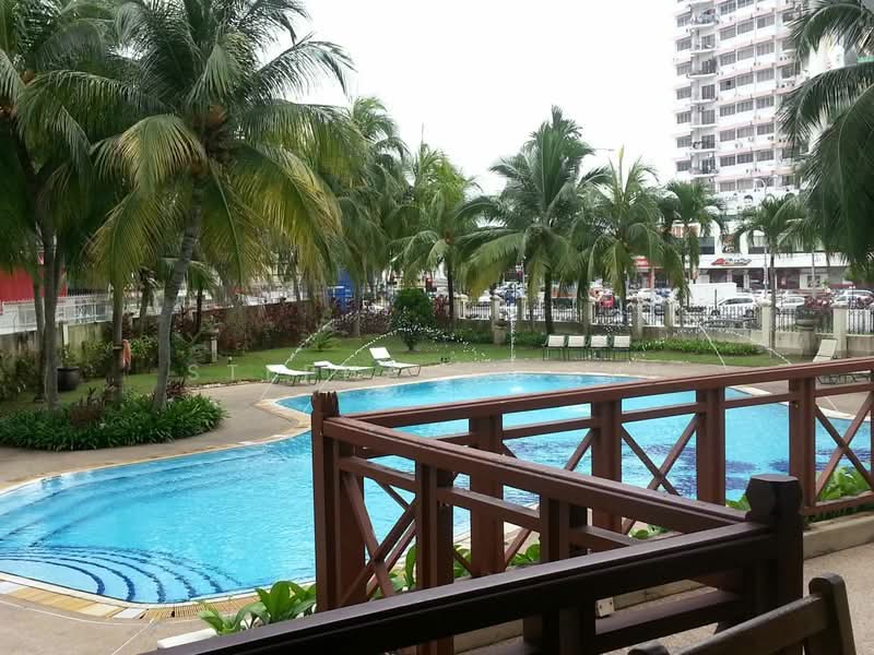 Kondominium untuk Disewa di Mutiara Villa Condominium - Stephanie Lim - Pool - PropertyGuru.com.my