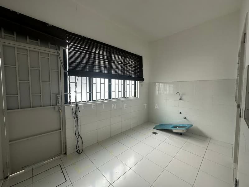 2-storey Terraced House for Sale in Shah Alam (Selangor) - Eleine Tan - Kitchen - PropertyGuru.com.my