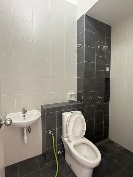 2-storey Terraced House for Sale in Shah Alam (Selangor) - Eleine Tan - Bathroom - PropertyGuru.com.my