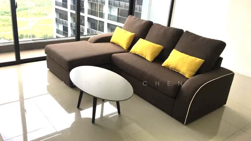 Kediaman Servis untuk Dijual di D'Latour - Andrew Chen - Living Room - PropertyGuru.com.my