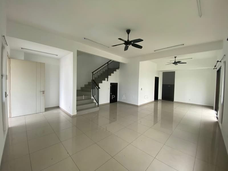 Cluster House for Sale in Hulu Langat (Selangor) - Tim Pang - Living Room - PropertyGuru.com.my