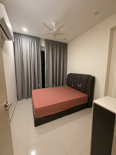 Kondominium untuk Dijual di Setia Sky Vista - Jean Lim - Bedroom - PropertyGuru.com.my