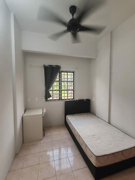 Kondominium untuk Disewa di Evergreen Park Acorn & Hazel - Jeff Cheah - Bedroom - PropertyGuru.com.my