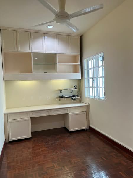 Rumah Teres 2-Tingkat untuk Dijual di SS 20, Damansara Utama (Petaling Jaya) - Jayden Heng - Study - PropertyGuru.com.my