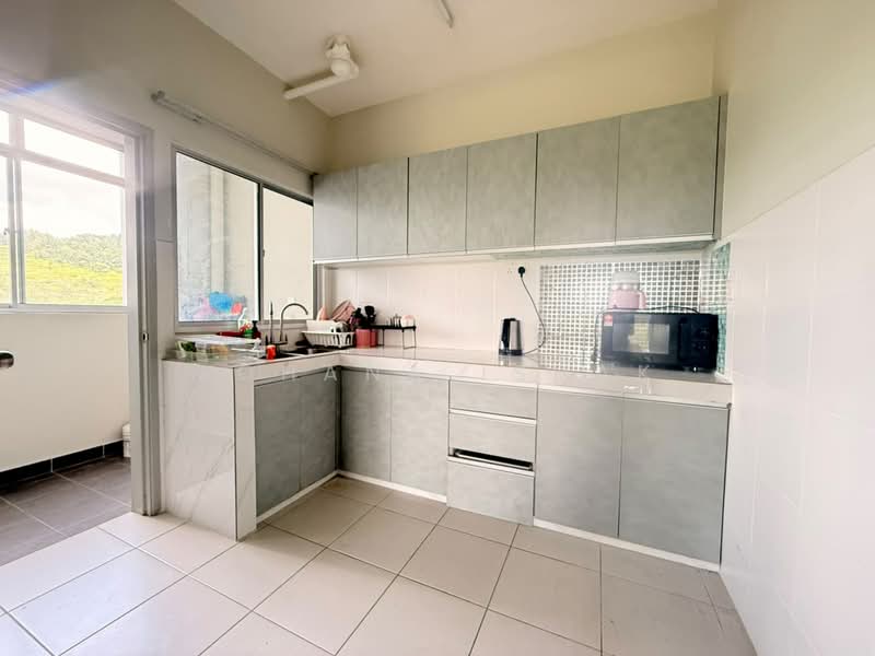Apartment for Rent at Danau Perintis - Rohana Ishak - Kitchen - PropertyGuru.com.my