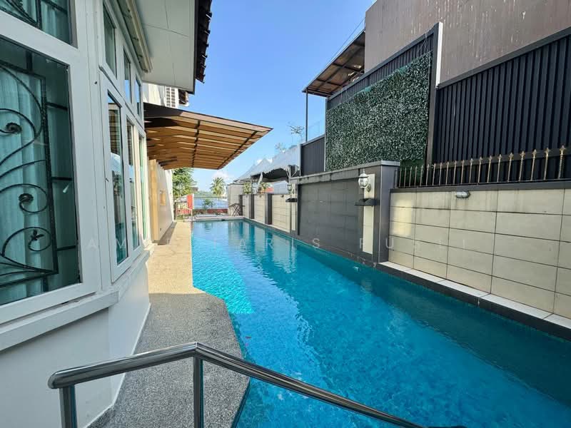 Bungalow for Sale in Taman Stulang Laut (Johor Bahru) - Amir Faris Rusli - PropertyGuru.com.my