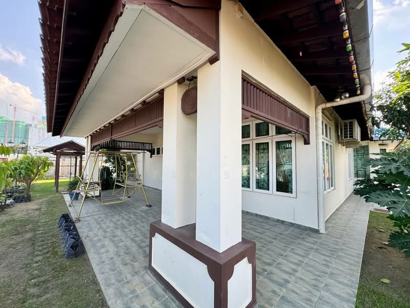 Bungalow for Sale in Taman Stulang Laut (Johor Bahru) - Amir Faris Rusli - PropertyGuru.com.my