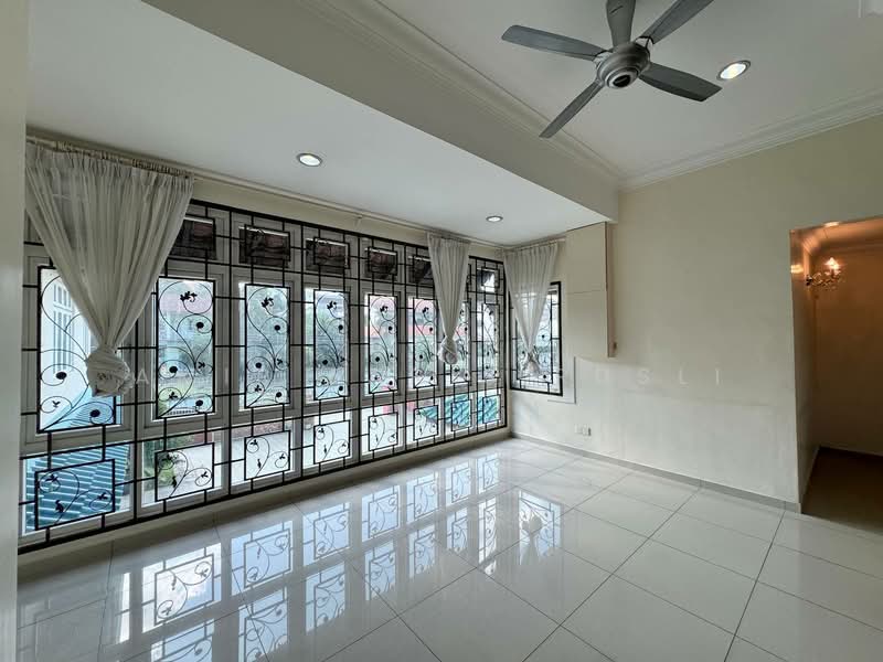 Bungalow for Sale in Taman Stulang Laut (Johor Bahru) - Amir Faris Rusli - PropertyGuru.com.my