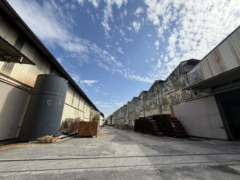 Gudang untuk Dijual di Seksyen 51 (Petaling Jaya) - Clemence Ngew - PropertyGuru.com.my