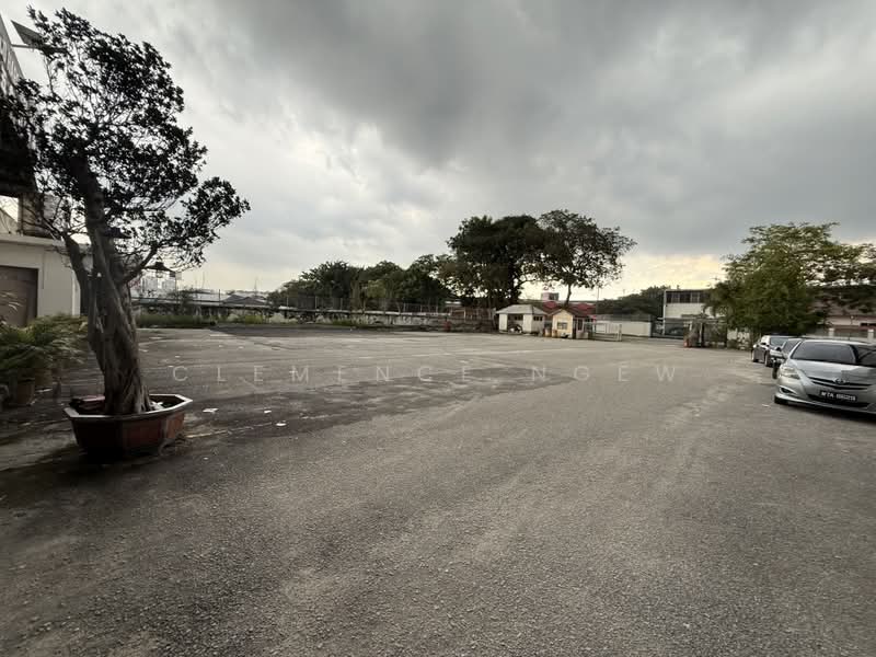 Gudang untuk Dijual di Seksyen 51 (Petaling Jaya) - Clemence Ngew - PropertyGuru.com.my