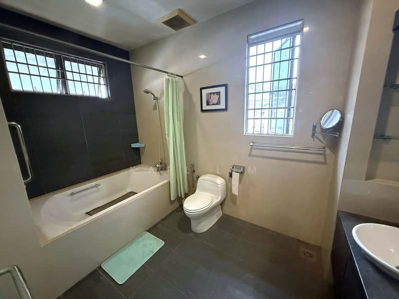 Bungalow House for Sale in Taman Bukit Rinting (Masai) - Karl Lim - Bathroom - PropertyGuru.com.my
