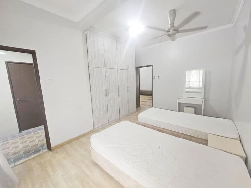 2-storey Terraced House for Sale in Presint 14 (Putrajaya) - Mahafiz . - Bedroom - PropertyGuru.com.my