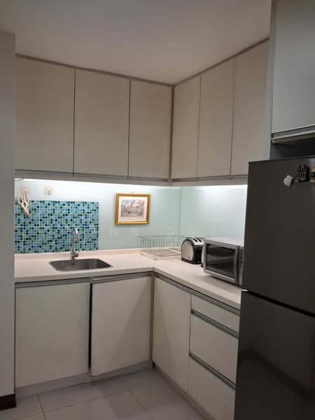 Service Residence for Sale at Cormar Suites (Fraser Place (Lot 163)) - Ann Ong - Kitchen - PropertyGuru.com.my