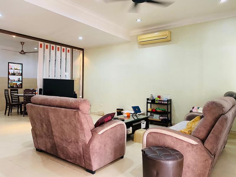 2-storey Terraced House for Sale in Taman Jaya Mas (Skudai) - Nikko Soh - Living Room - PropertyGuru.com.my
