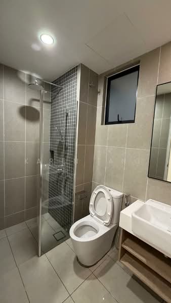 Servis Apartment untuk Disewa di Kensho Residence - Karen Tang - Bathroom - PropertyGuru.com.my