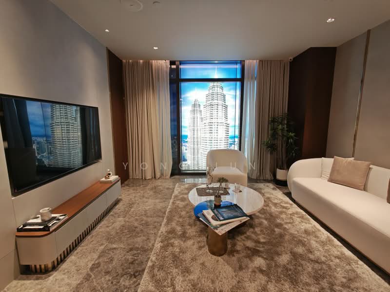 Kediaman Servis untuk Dijual di CloutHaus Residences - Yong Jun - Living Room - PropertyGuru.com.my