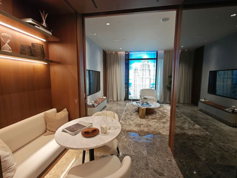Kediaman Servis untuk Dijual di CloutHaus Residences - Yong Jun - Living Room - PropertyGuru.com.my