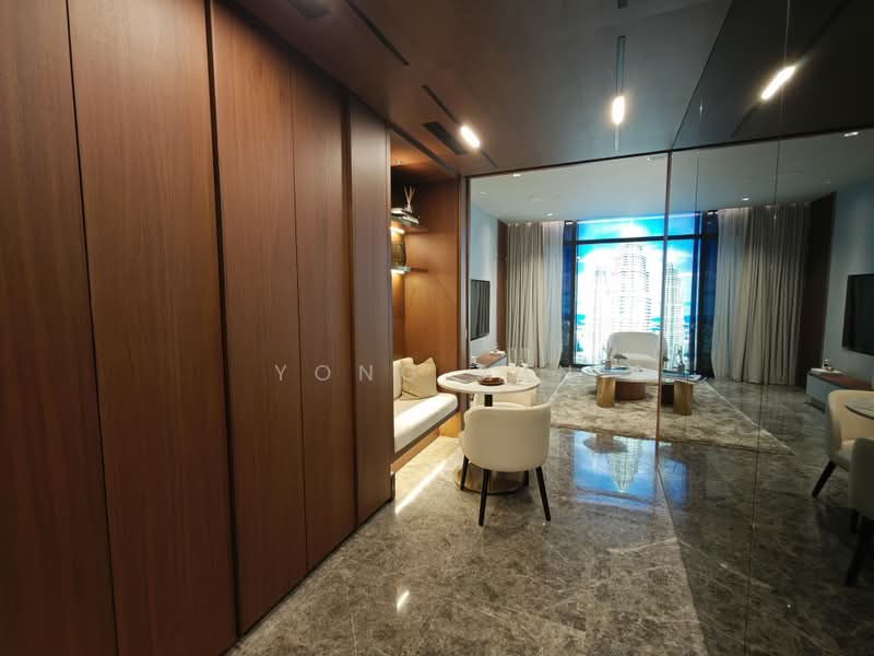 Kediaman Servis untuk Dijual di CloutHaus Residences - Yong Jun - Living Room - PropertyGuru.com.my