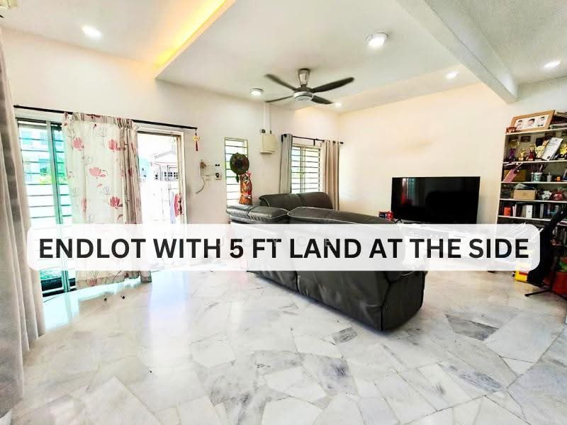 1.5-storey Terraced House for Sale in Usj 3 (Subang Jaya) - Joyce Kok - Living Room - PropertyGuru.com.my